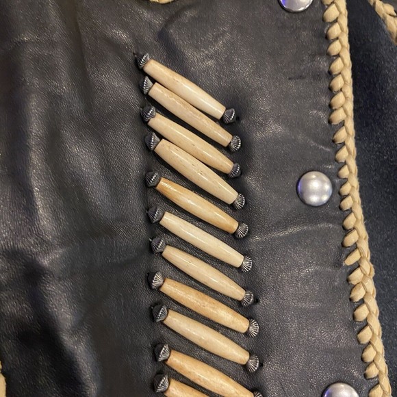 Tribe America NEW Women’s Leather Vest With Fringe Bone Bead Work Made In USA 12 - Picture 10 of 16